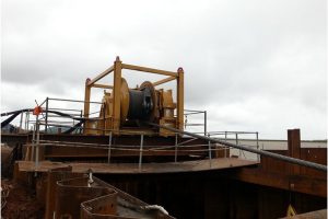 In hauling pipepull cable with Linear Winch Puller