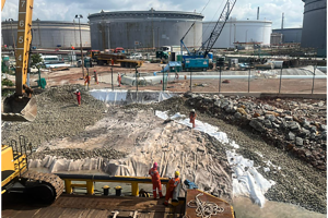 Seawall-reinstatement_geotextile-installation-1